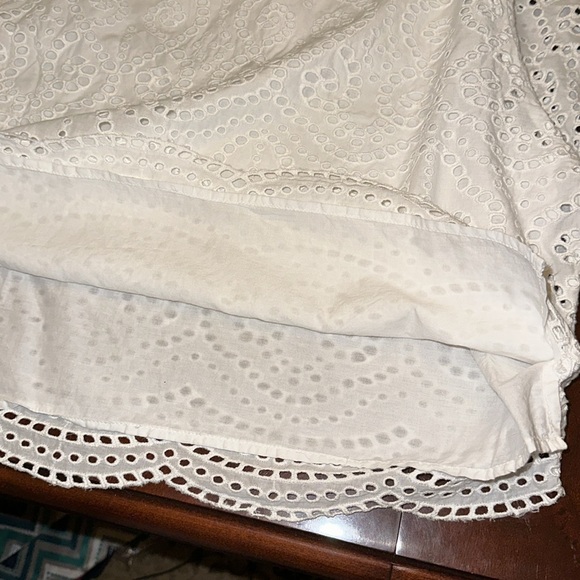 EUC, Ralph Lauren embroidered blouse, lined with with cut-outs - Picture 6 of 8